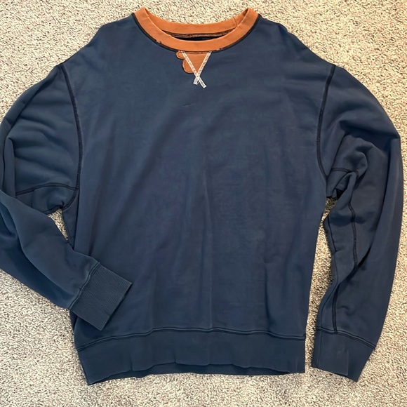 Urban Outfitters Crewneck Pullover / Size Large - Picture 1 of 3
